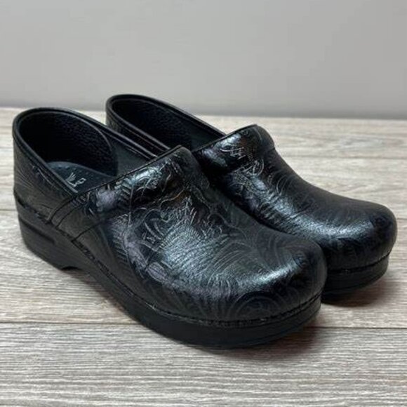 Dansko Slip On Platform Clogs Black Leather Nursing Comfort Shoes US 7.5-8 EU 38 - Picture 2 of 14